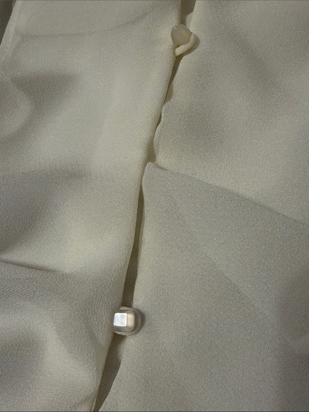 90s White Ruffle V-Neck Sheer Button Up Blouse. Ruffle Top. - Picture 9 of 9